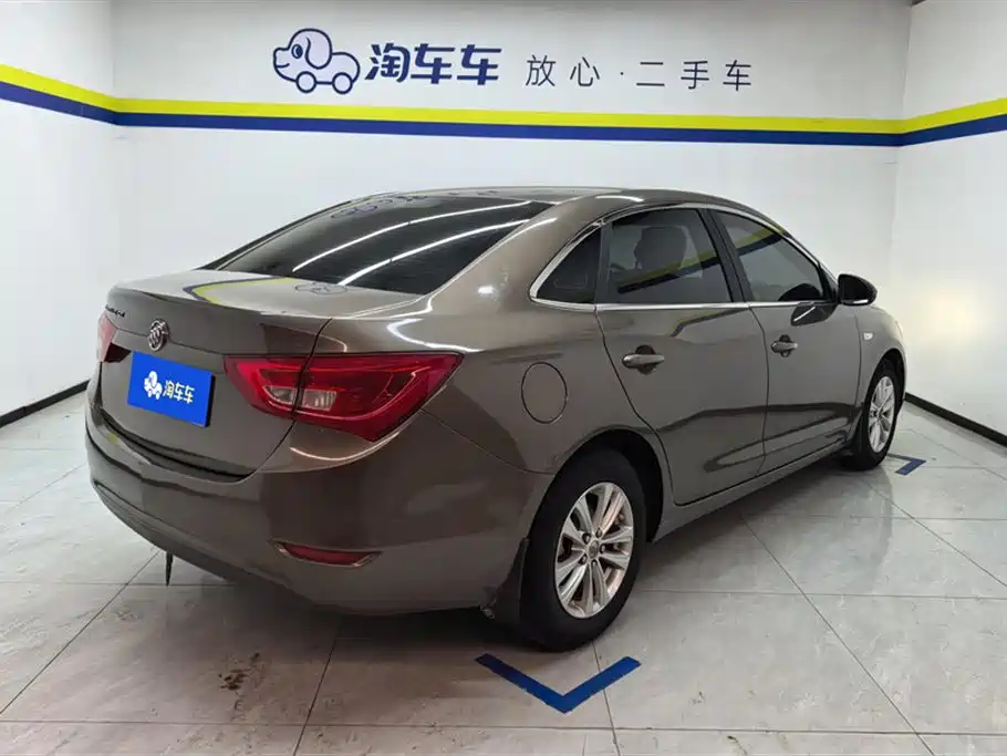 Buick Excelle 2015 15N Automatic Progressive фото 3