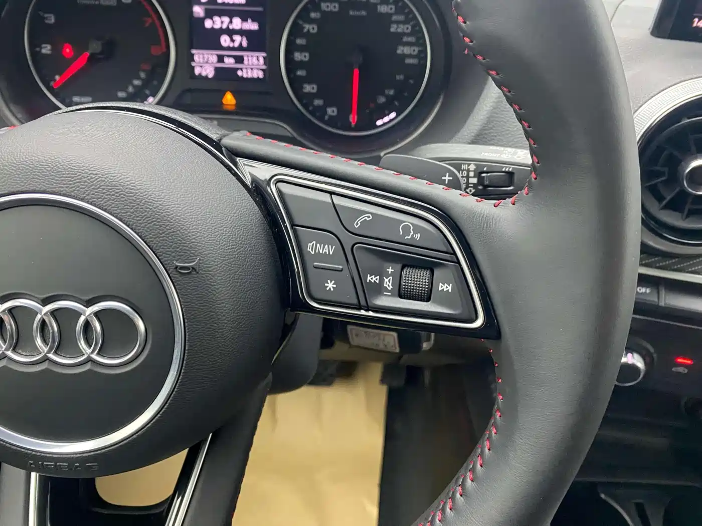 Audi Q2L 2022 35 TFSI Progressive Dynamic фото 29