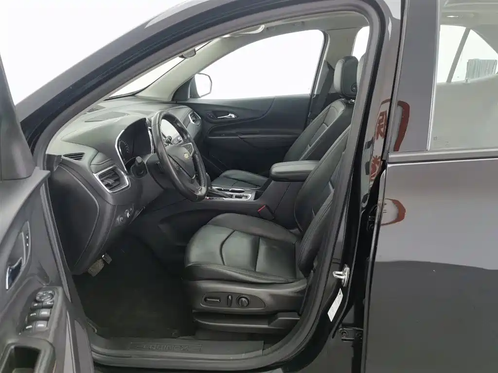 Chevrolet Equinox 2018 RS 550T Automatic 4WD Guardian Edition фото 10