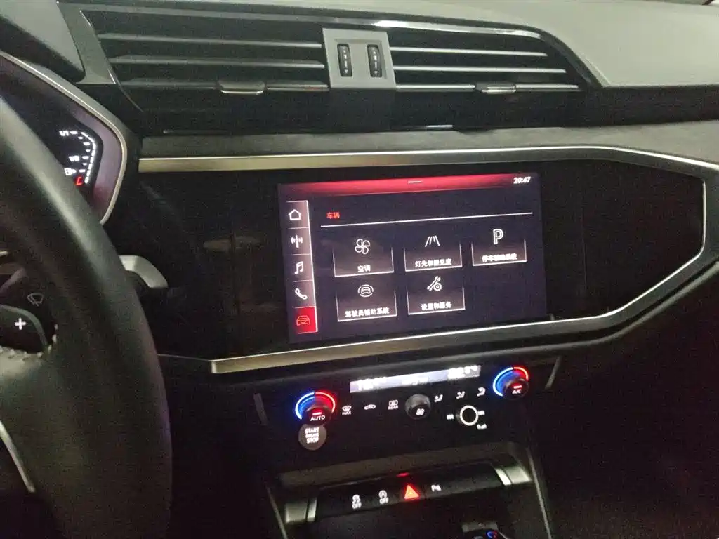 Audi Q3 2020 35 TFSI Fashion Dynamic фото 10