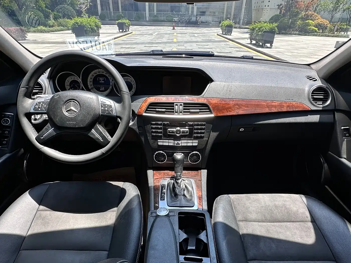 Mercedes-Benz C-Class 2013 C 260 CGI Fashion Edition фото 9