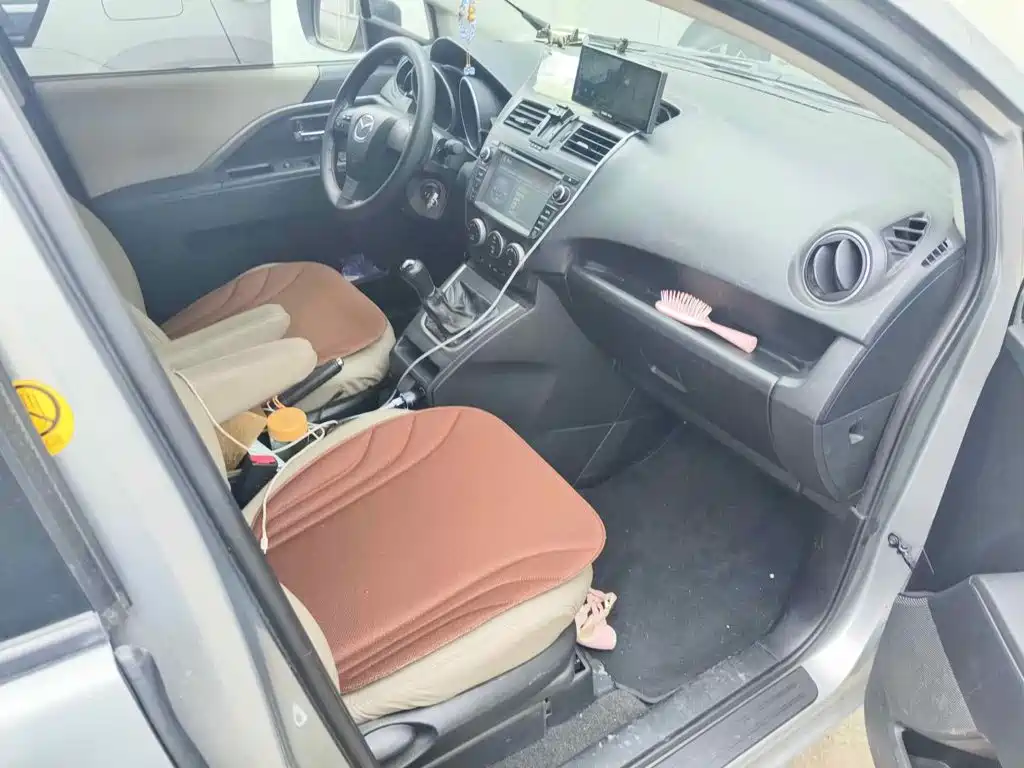 Mazda Mazda5 2012 2011 2.0L Manual Comfort
