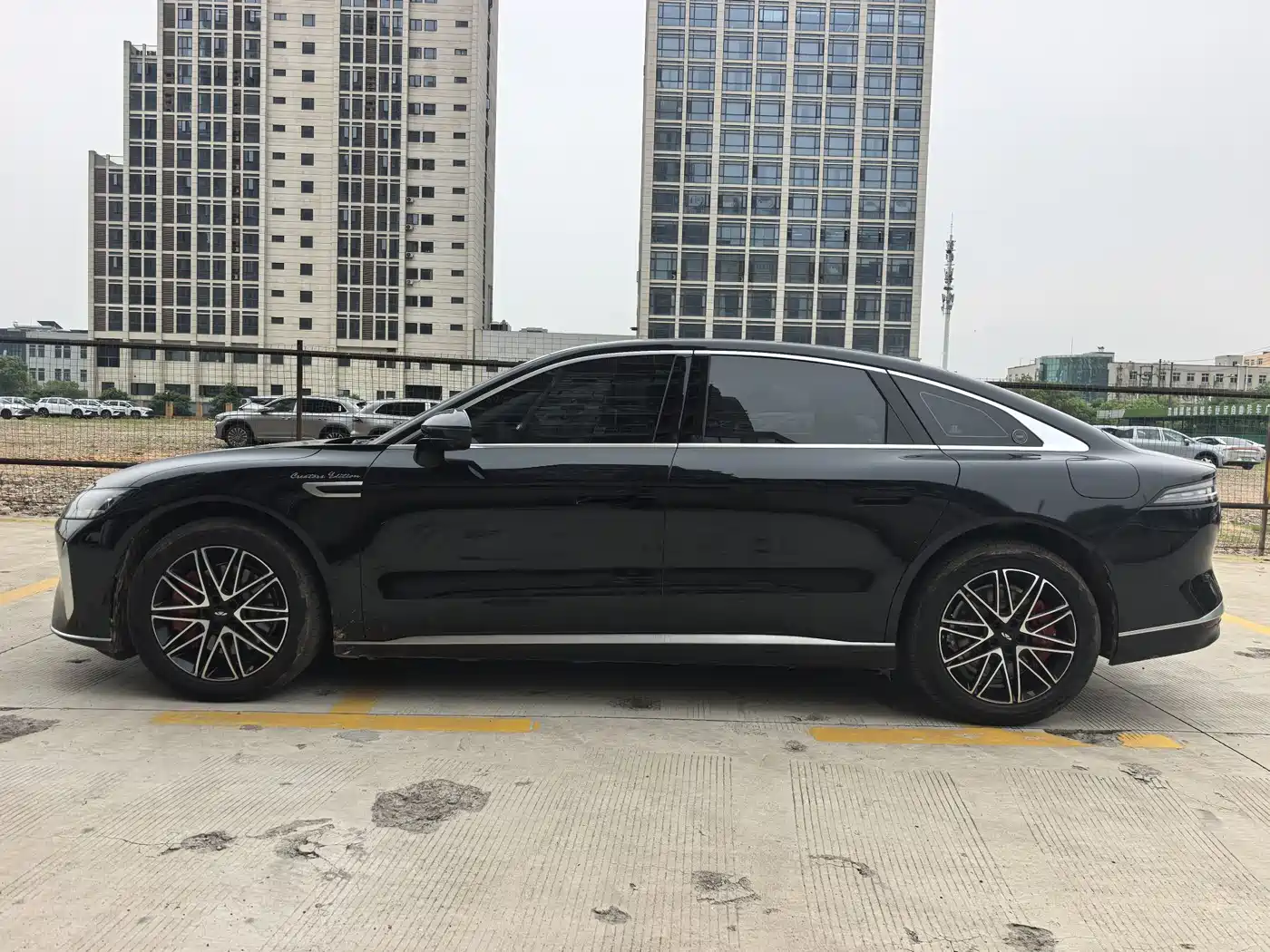 Chery Fengyun Fengyun A9L 2025 2025 260 Ultra Long Range Luxury Edition