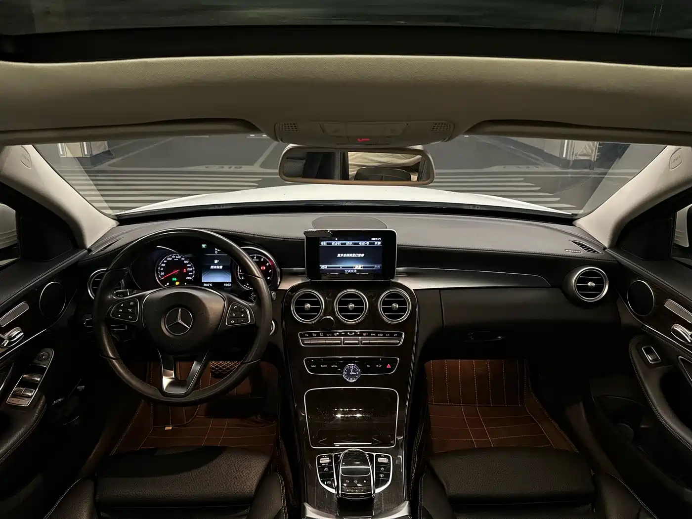 Mercedes-Benz C-Class 2015 C 200 L 4MATIC фото 28