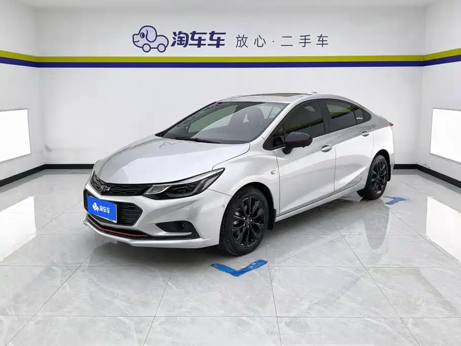 Фото 1 - Chevrolet Cruze