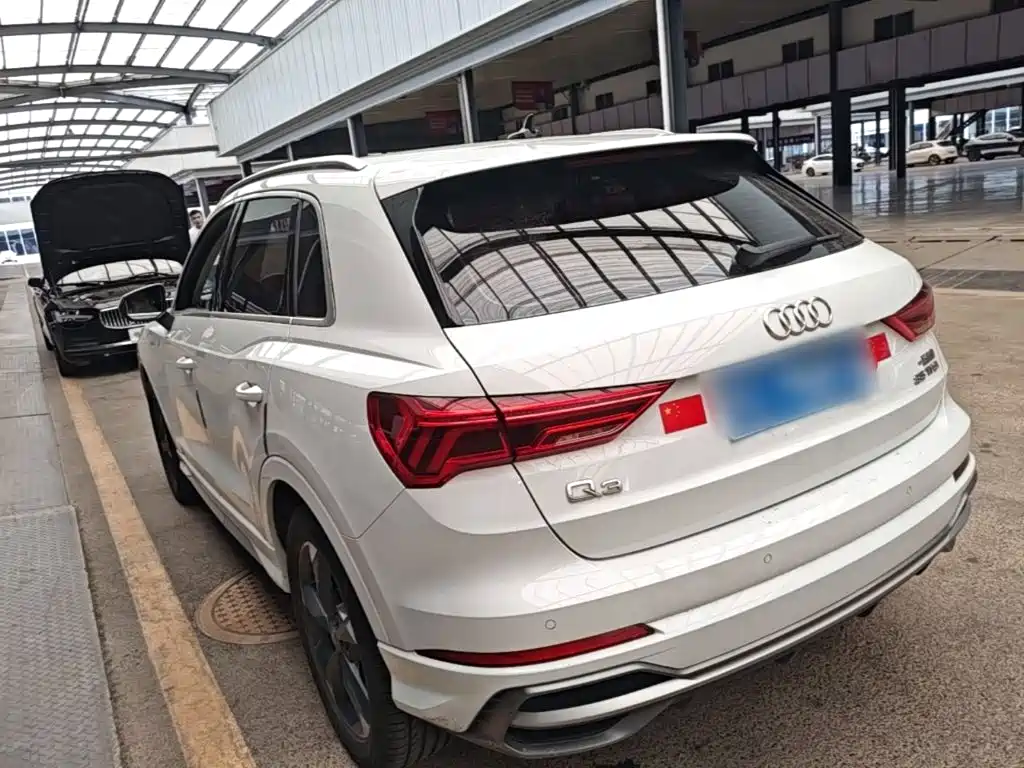 Фото 5 - Audi Q3