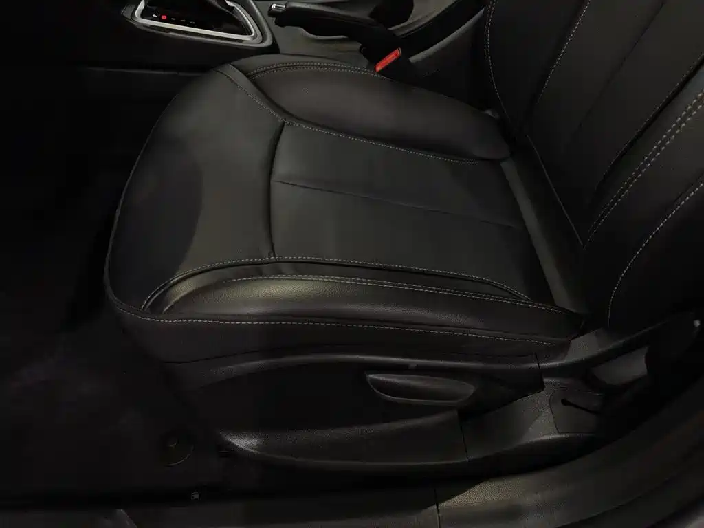 Buick Excelle GT 2018 18T Automatic Elite фото 20