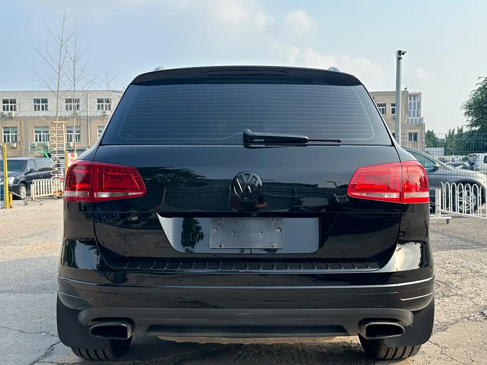 Фото 7 - Volkswagen Touareg