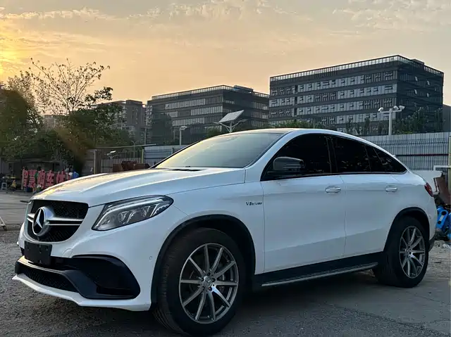  Mercedes-Benz Mercedes-Benz GLE Coupe AMG 2015 AMG GLE 63 4MATIC Coupe SUV