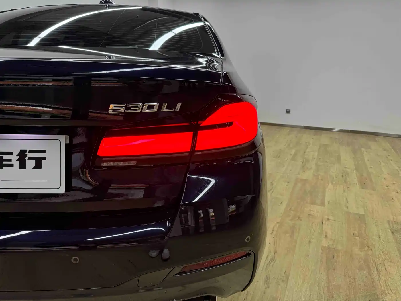 BMW 5 Series 2022 Facelift 530Li Leading M Sport Package фото 32