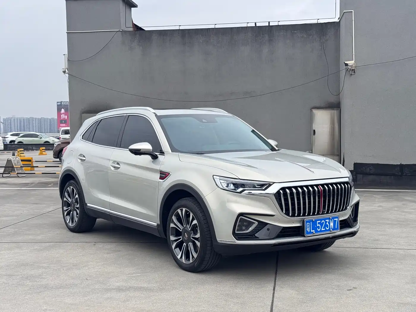 Hongqi HS5 2019 2.0T Smart Connect Enjoy 4WD Edition фото 3