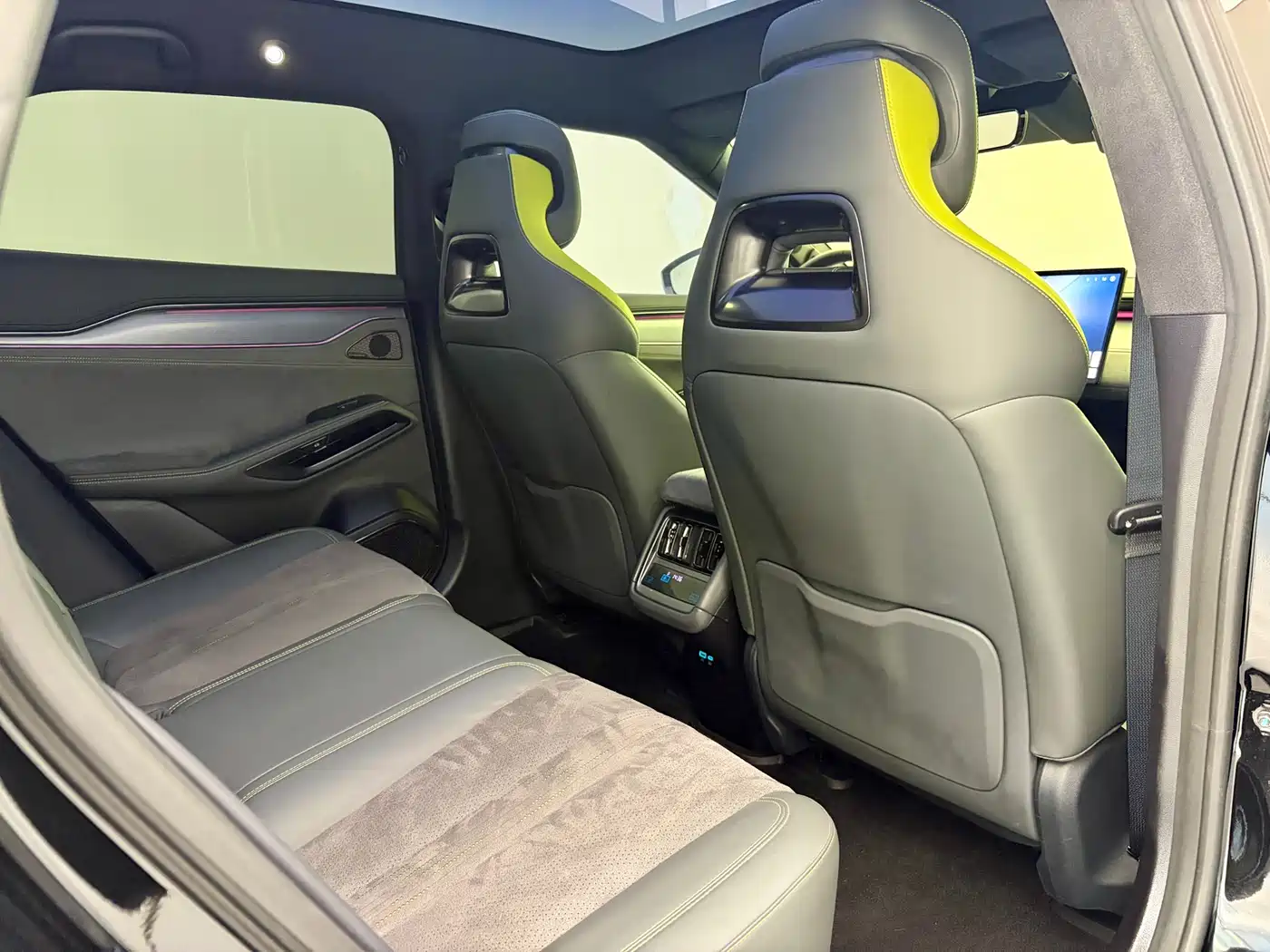 BYD Song L EV 2024 Model 602km AWD Excellence фото 16