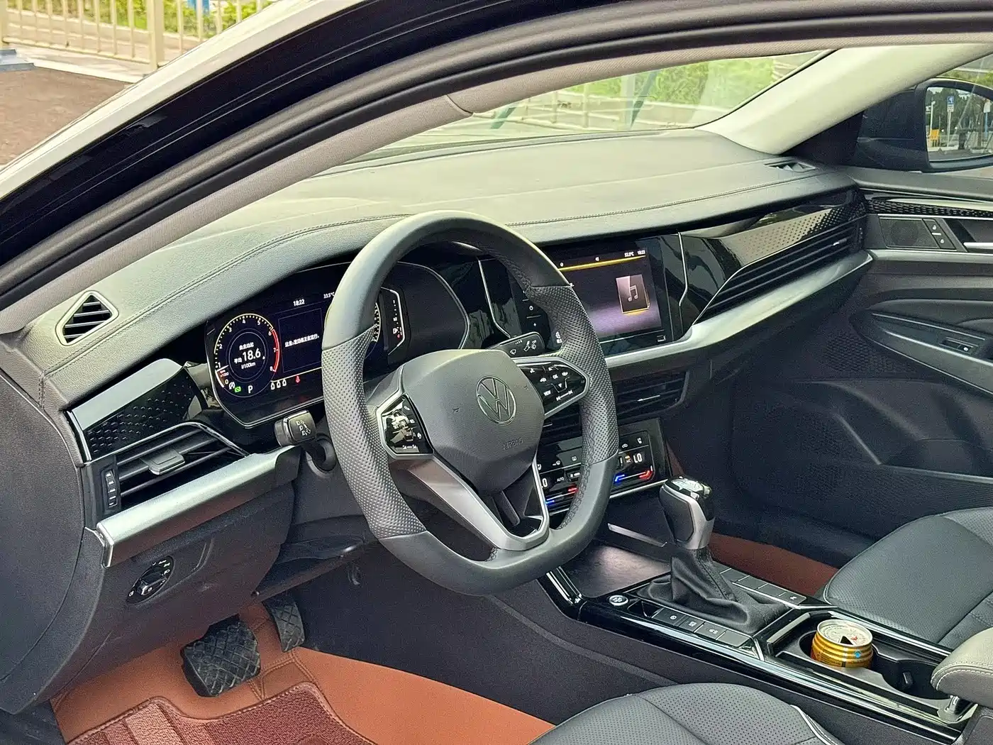 Volkswagen Passat 2023 330TSI Elite Edition фото 3