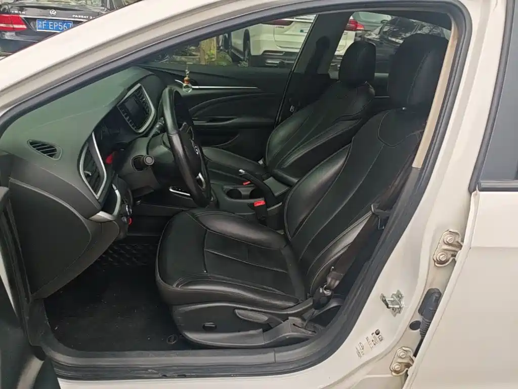 Фото 15 - Buick Excelle