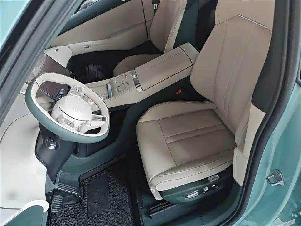 Xiaomi Auto Xiaomi YU7 2025 Extended Range AWD Pro фото 15