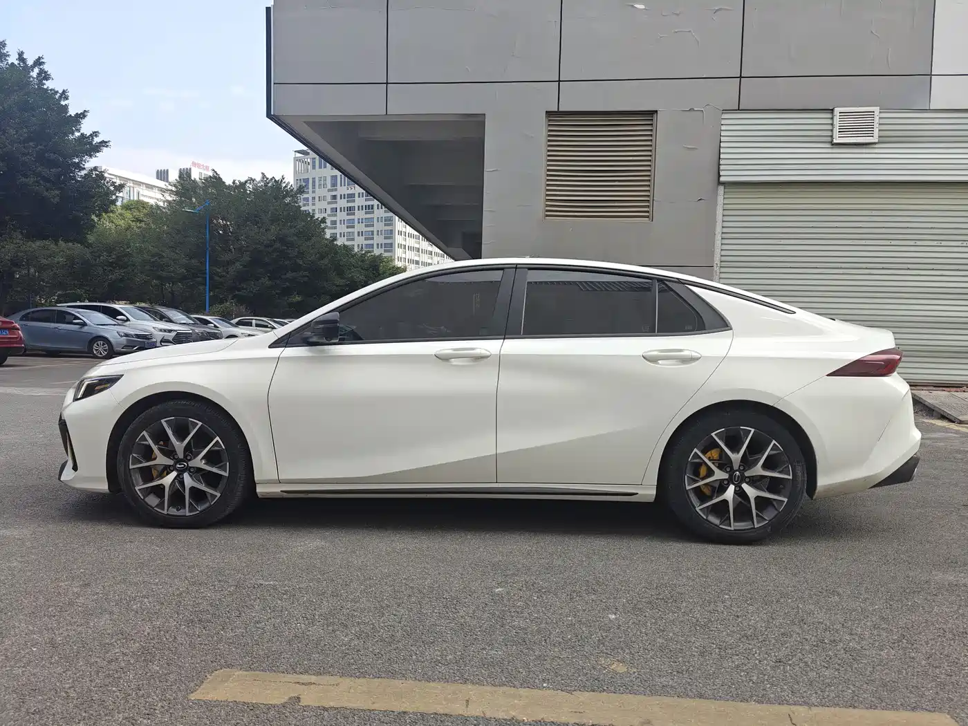 GAC Trumpchi Trumpchi Emkoo 2021 270T DCT J16 Edition фото 22