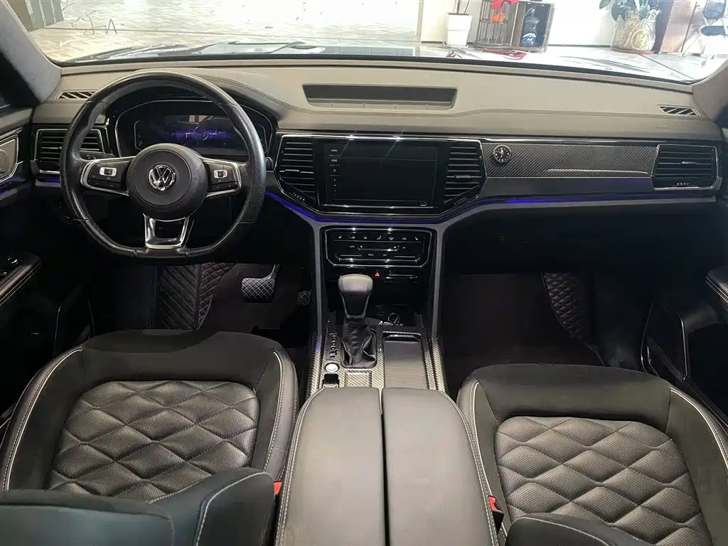 Volkswagen Teramont 2020 Teramont X Facelift 330TSI 2WD Premium Luxury фото 12