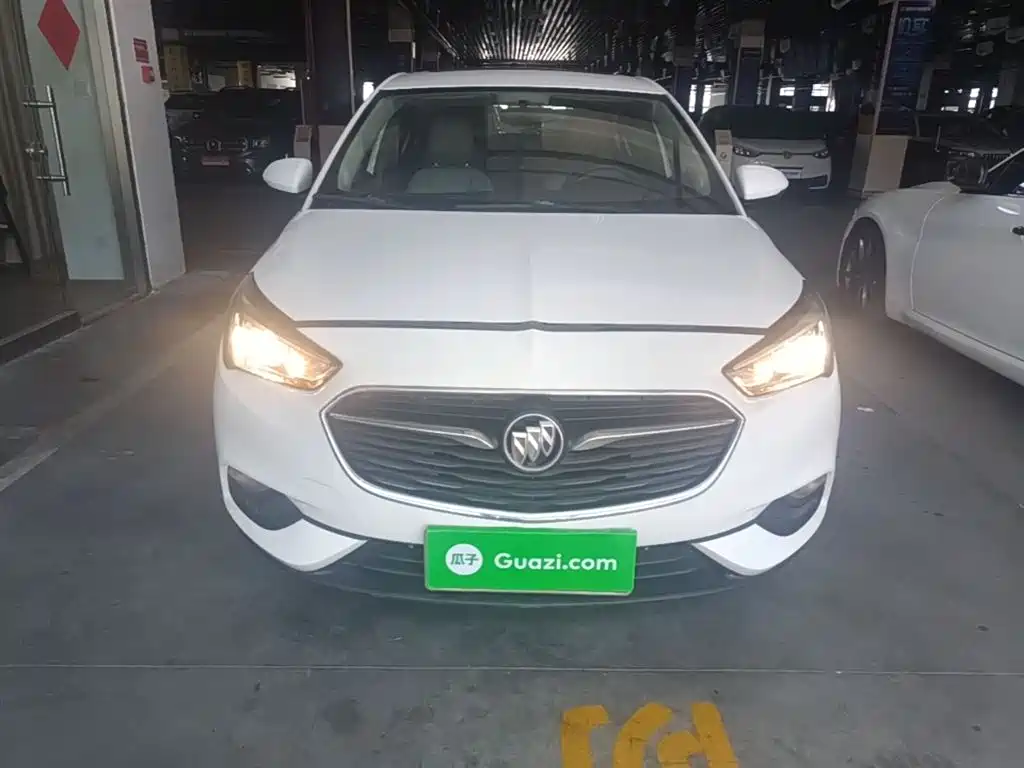 Buick Excelle 2018 15N CVT Elite фото 3