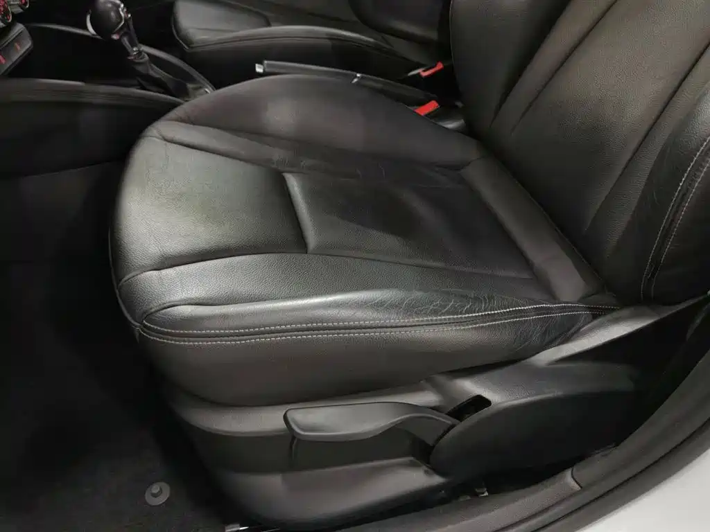 Audi A1 2014 30 TFSI Sportback Comfort фото 20