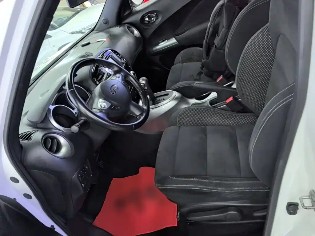 Infiniti ESQ 2019 2014 1.6L Free Edition