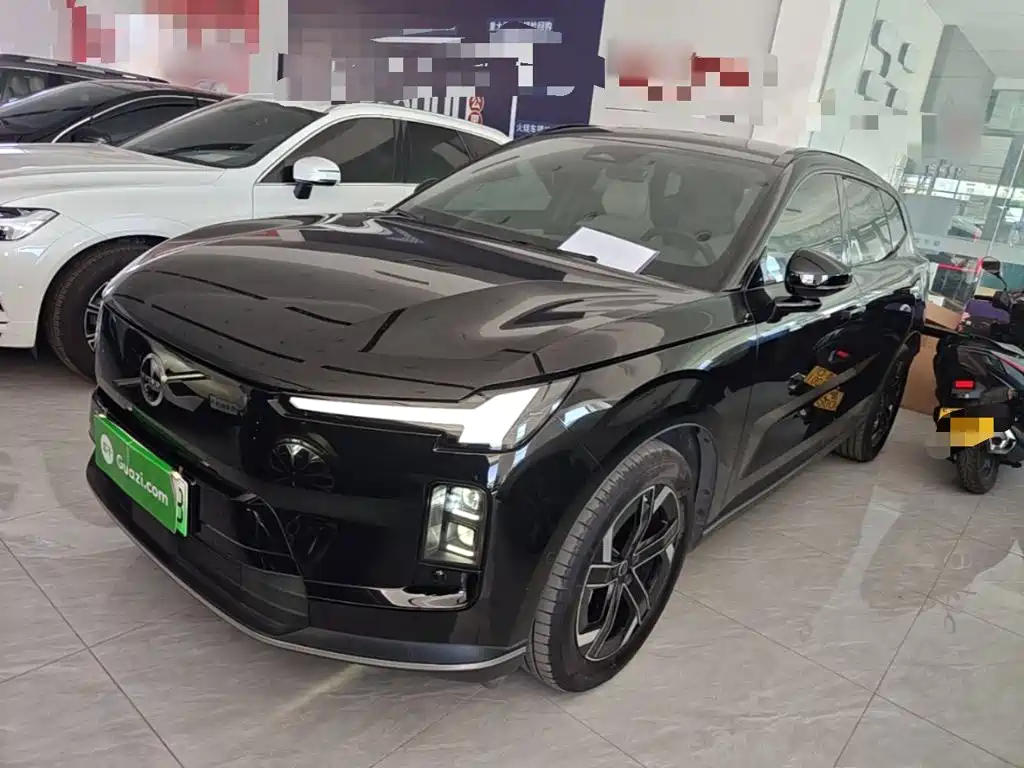 Photo 1 - Volvo XC70 Plug-in Hybrid