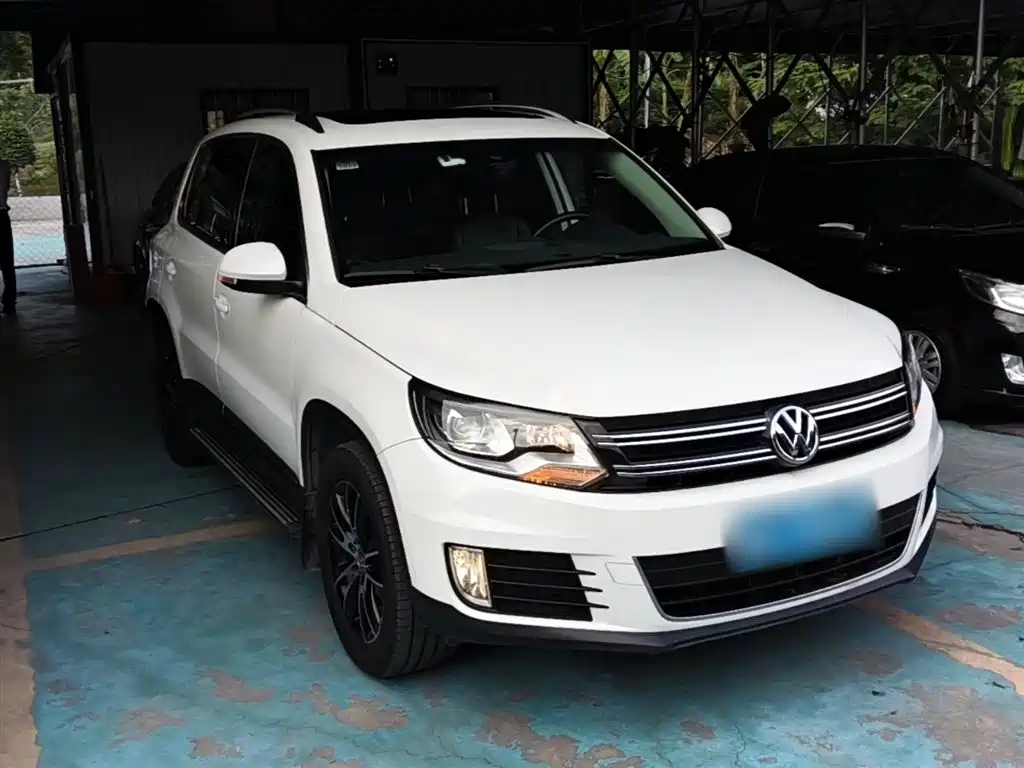 Volkswagen Tiguan 2015 1.8TSI Automatic 2WD Highline фото 4
