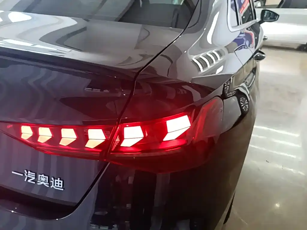 Фото 8 - Audi A3