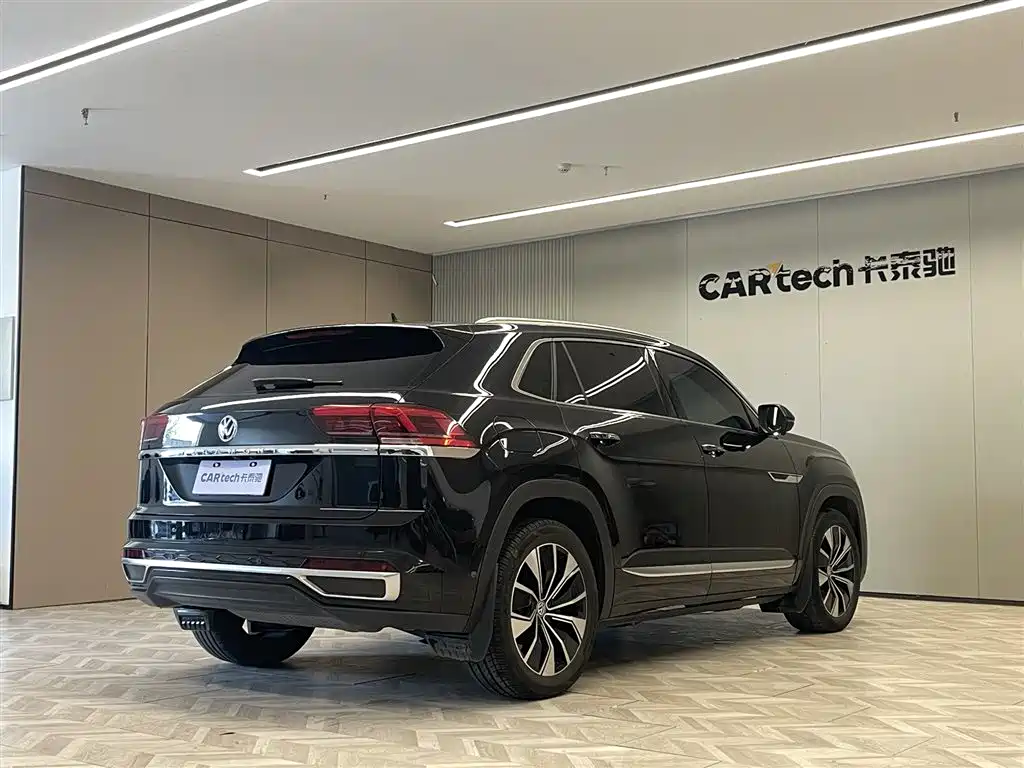 Volkswagen Teramont 2020 Teramont X Facelift 330TSI 2WD Premium Luxury фото 5
