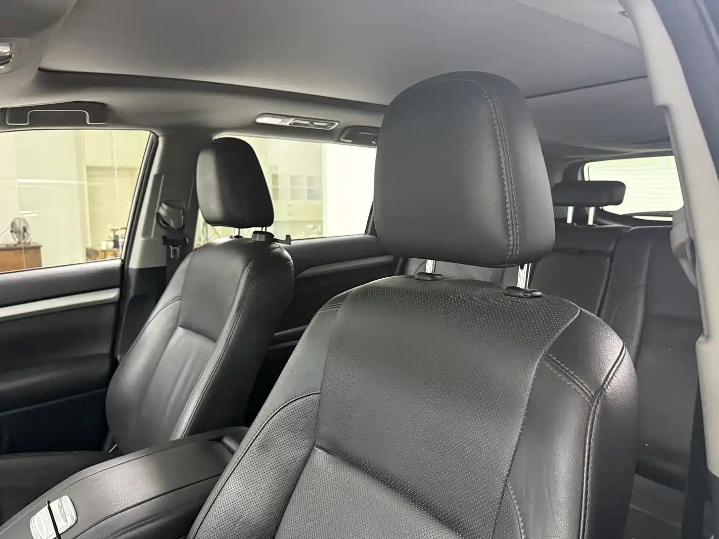 Toyota Highlander 2015 2.0T AWD Luxury Edition 7-seater фото 12