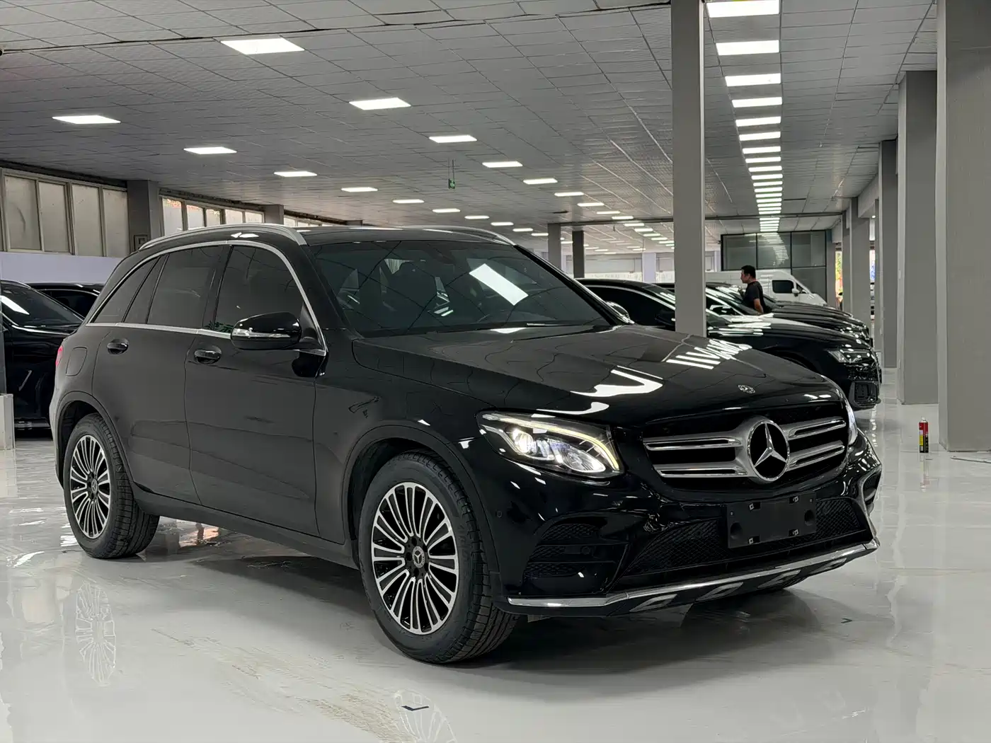 Mercedes-Benz GLC 2018 GLC 260 4MATIC Dynamic фото 3