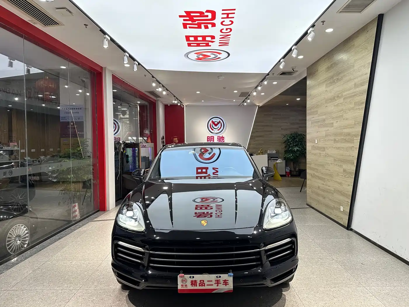 Porsche Cayenne 2019 Cayenne 3.0T фото 2
