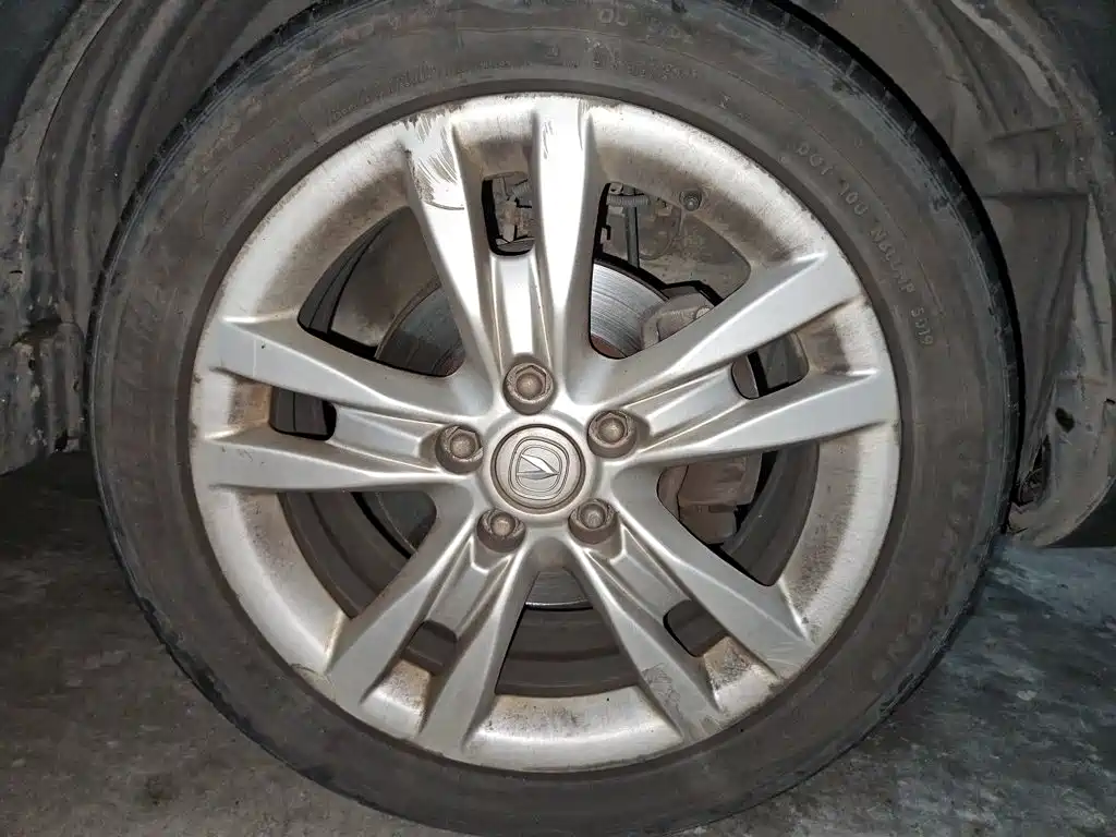 Changan CS35 2014 2014 1.6L Automatic Luxury Type China IV