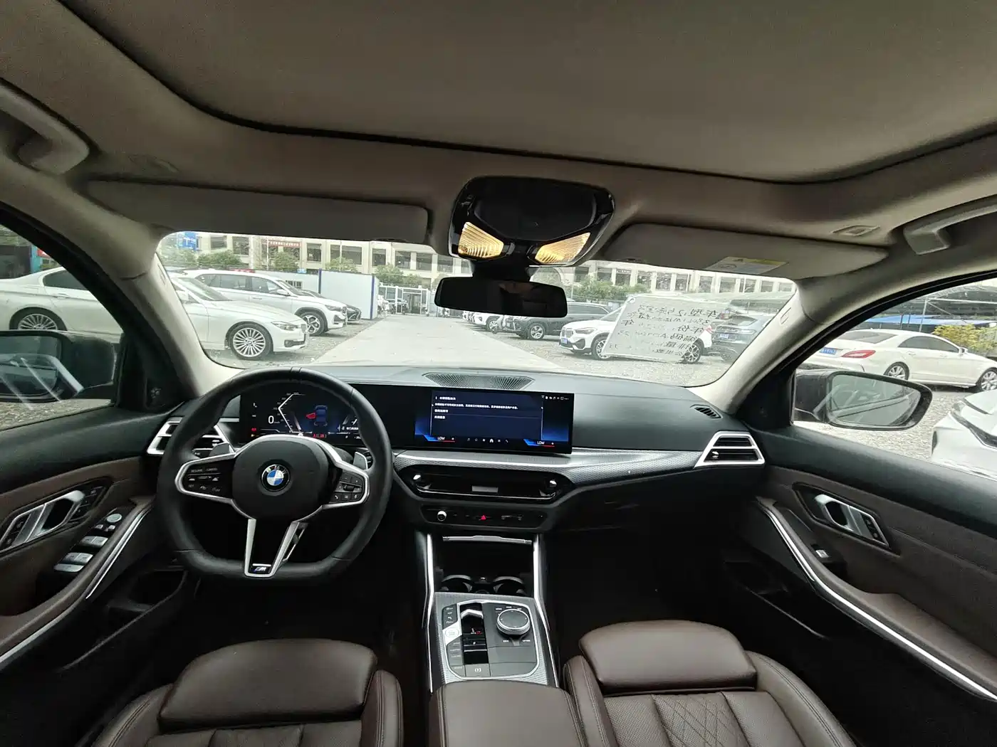 BMW 3 Series 2025 330Li M Sport Night Edition фото 6