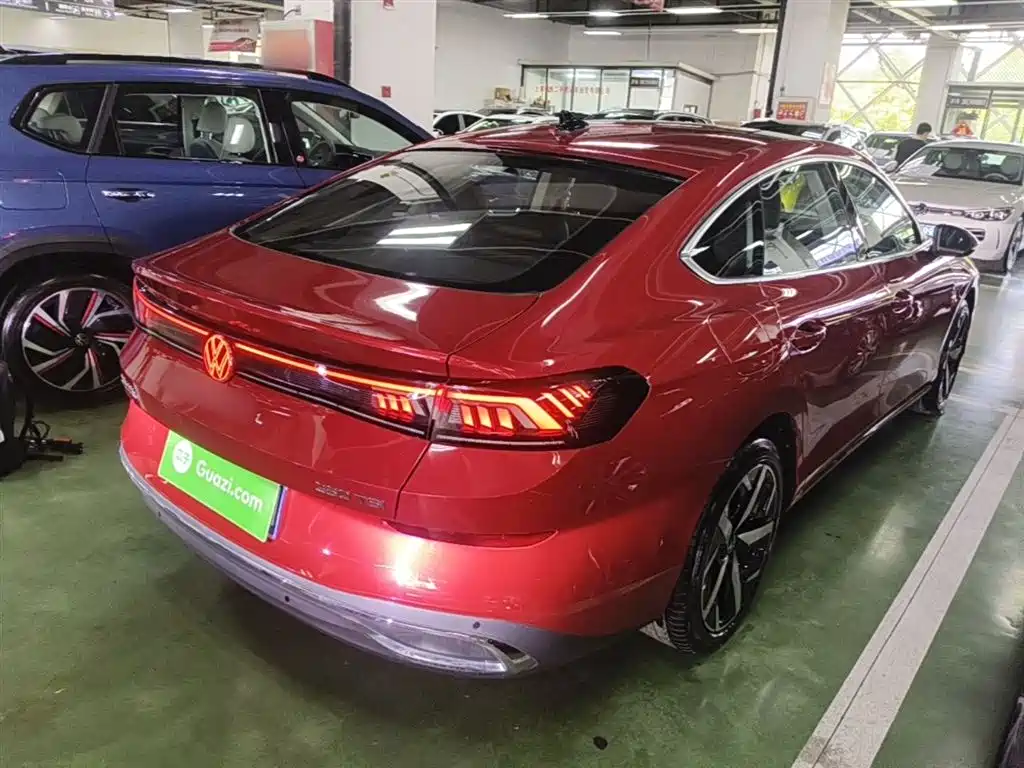 VOLKSWAGEN LINGDU