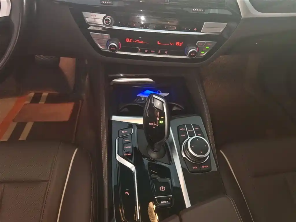 BMW 5 Series 2022 Facelift 525Li M Sport Package фото 14