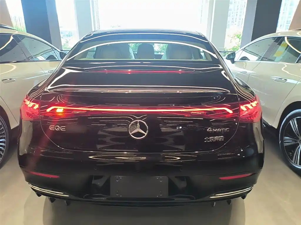 Mercedes-Benz EQE 2025 500 4MATIC Pioneer фото 6