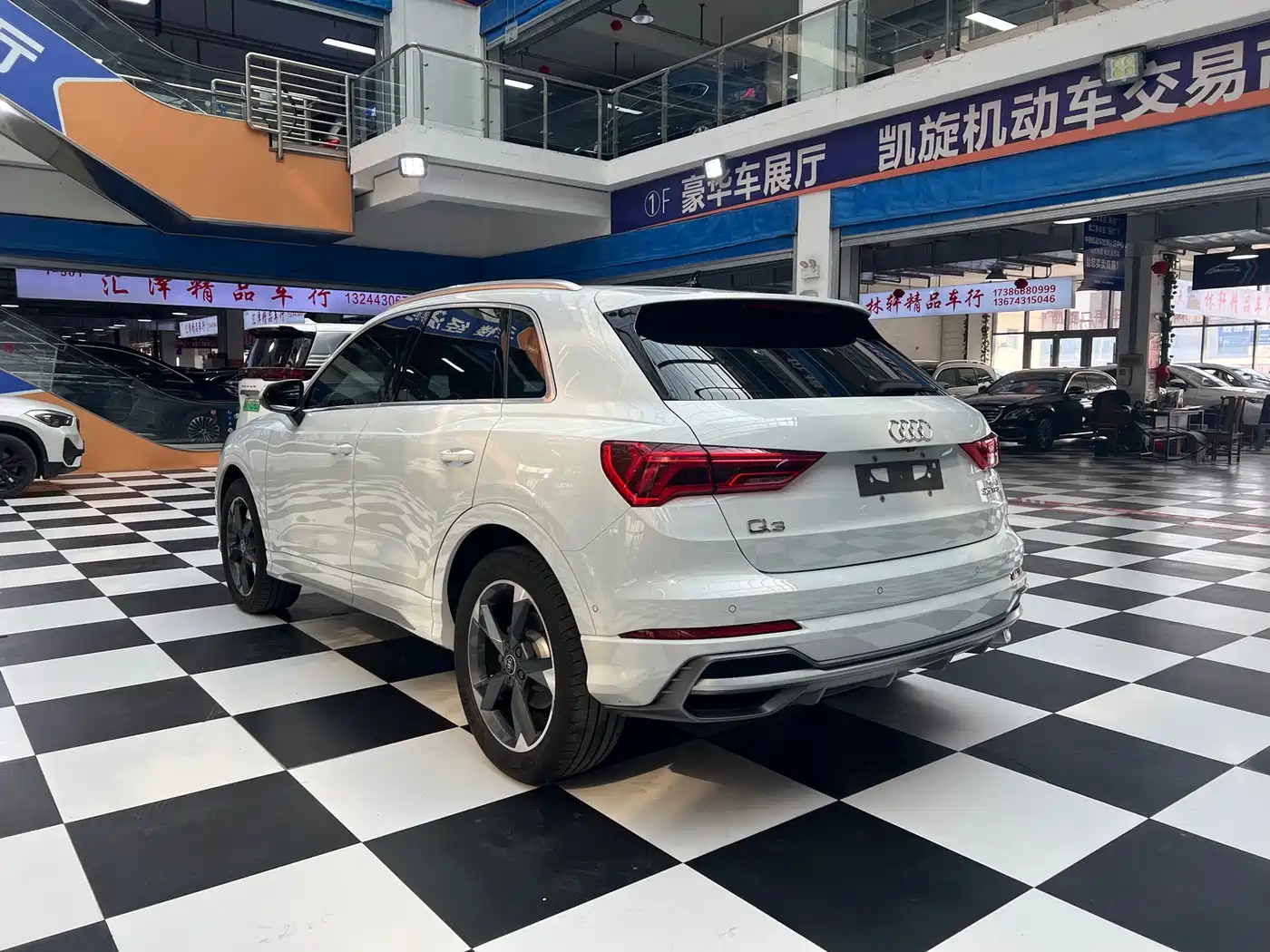 Audi Q3 2023 35 TFSI Fashion Dynamic (1.4T) фото 17