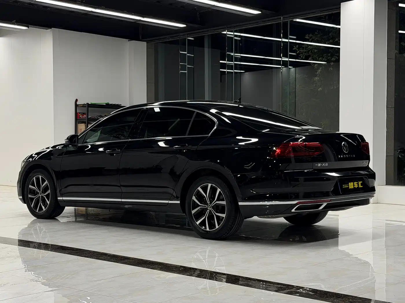Volkswagen Magotan 2020 330TSI DSG Leading фото 4
