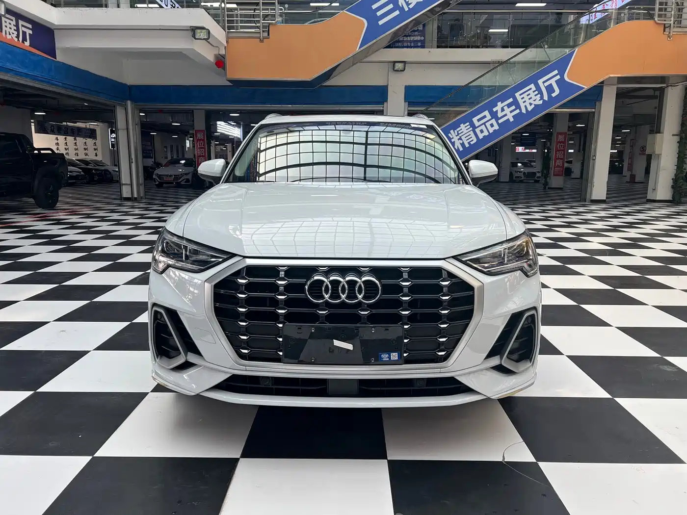 Audi Q3 2023 35 TFSI Fashion Dynamic (1.4T) фото 2