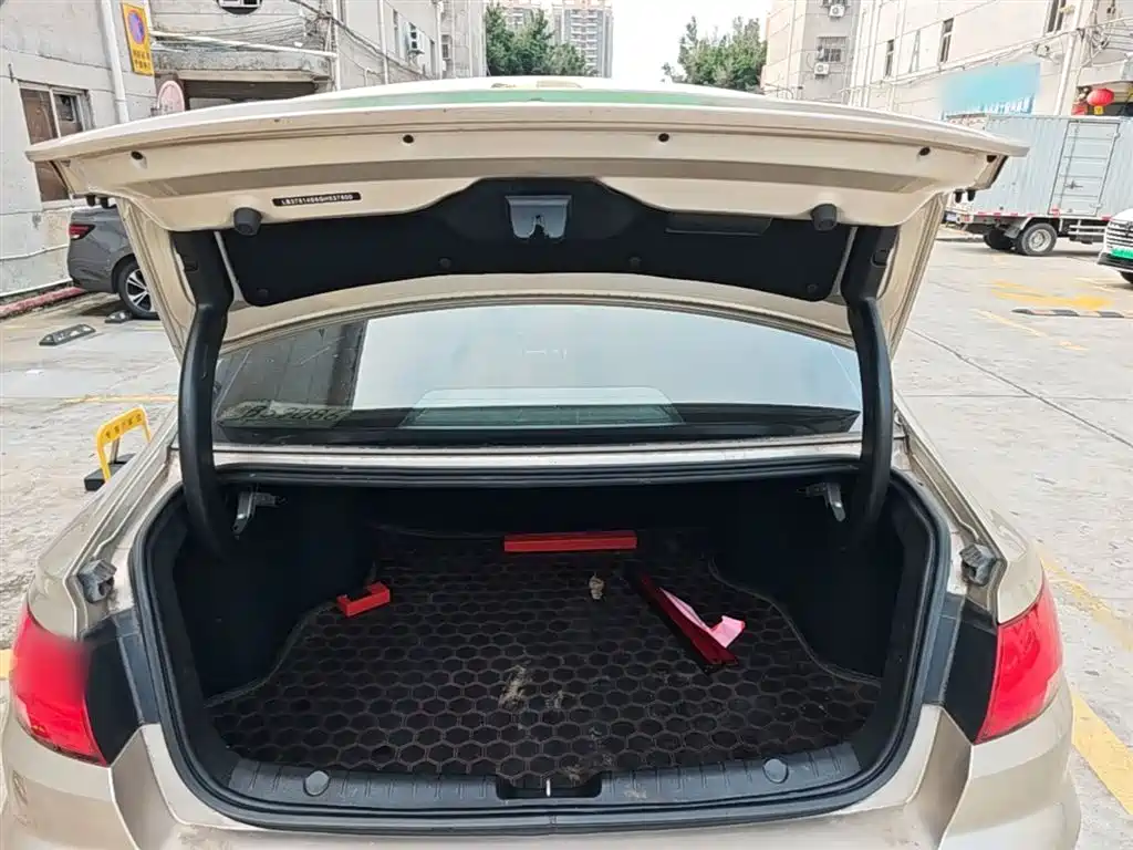 Geely Emgrand GL 2016 2017 1.3T Manual Elite