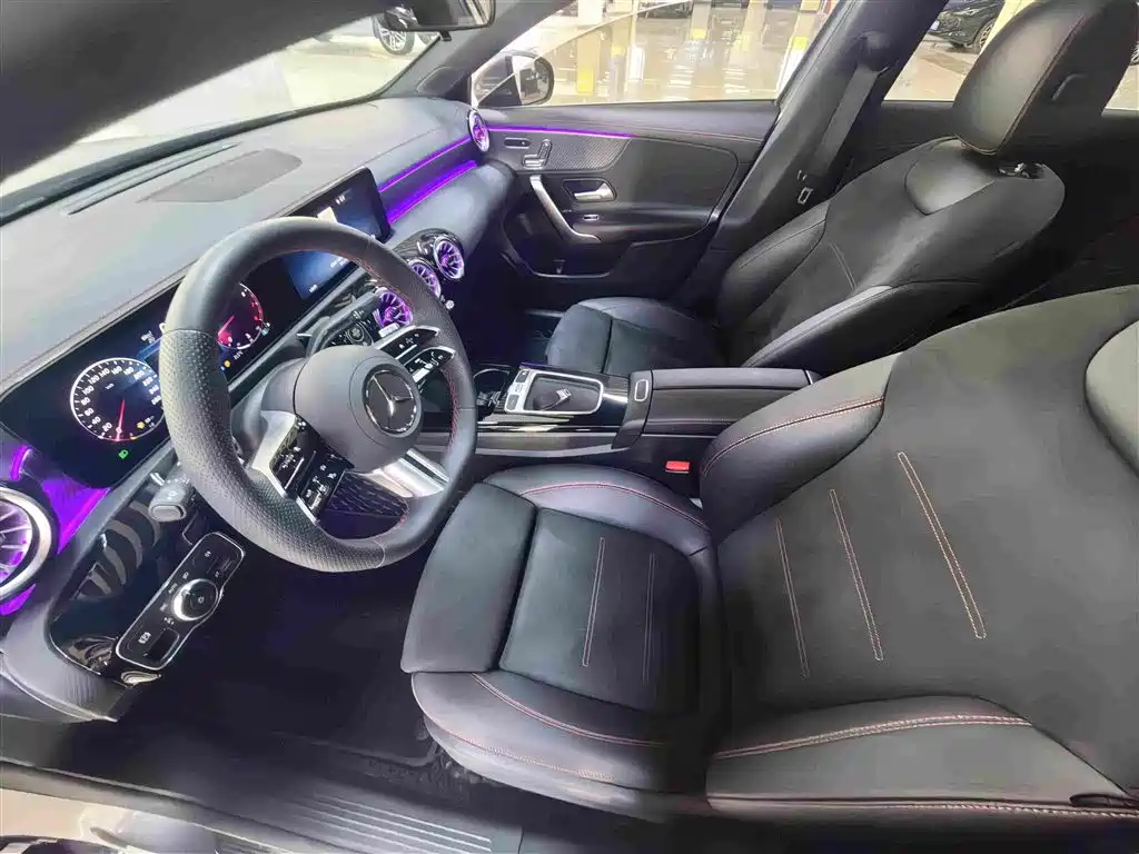 Mercedes-Benz A-Class 2025 2025 A 200 L Fashion Edition