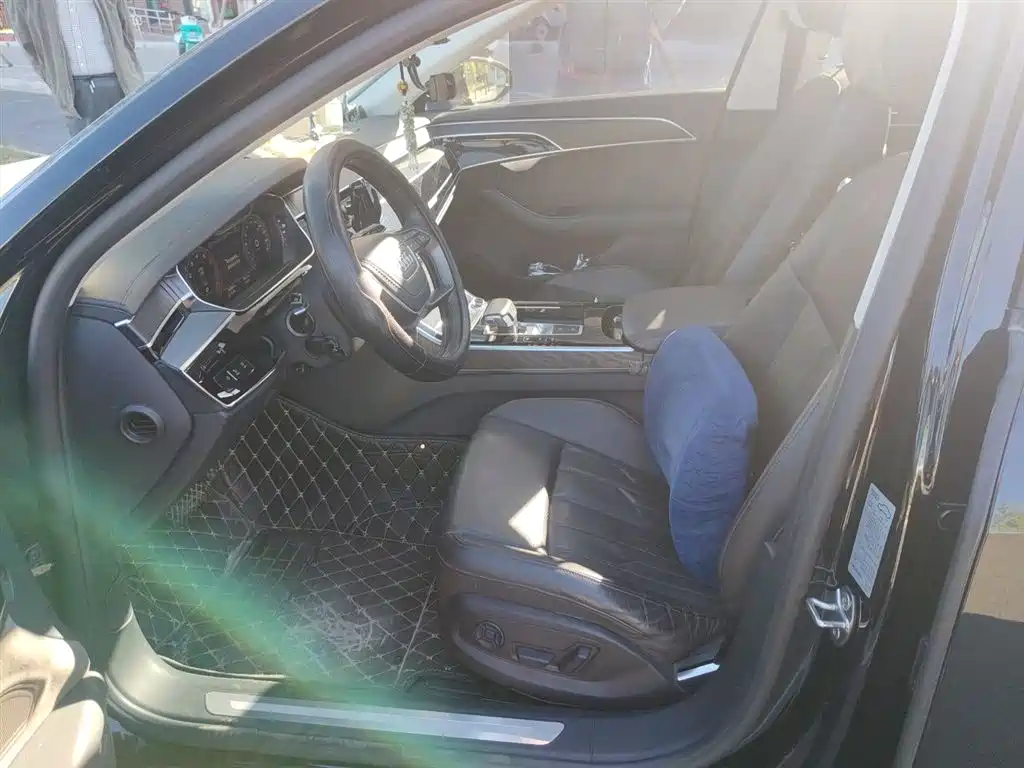Audi A8 2018 A8L 55 TFSI quattro Launch Elite фото 8