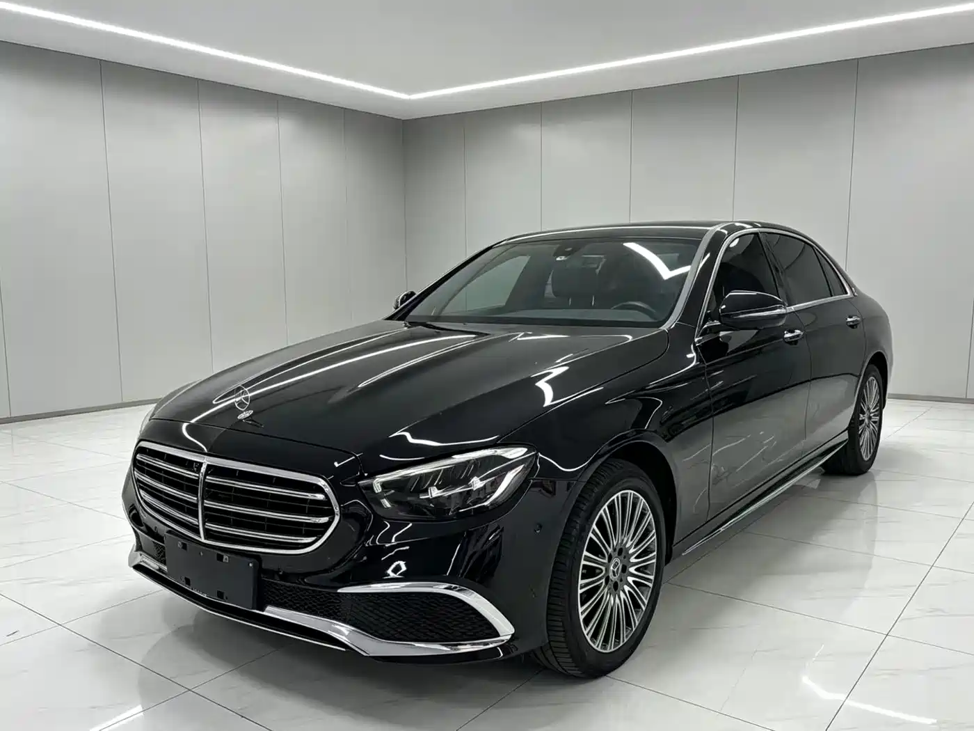 Mercedes-Benz E-Class 2021 E 300 L Luxury