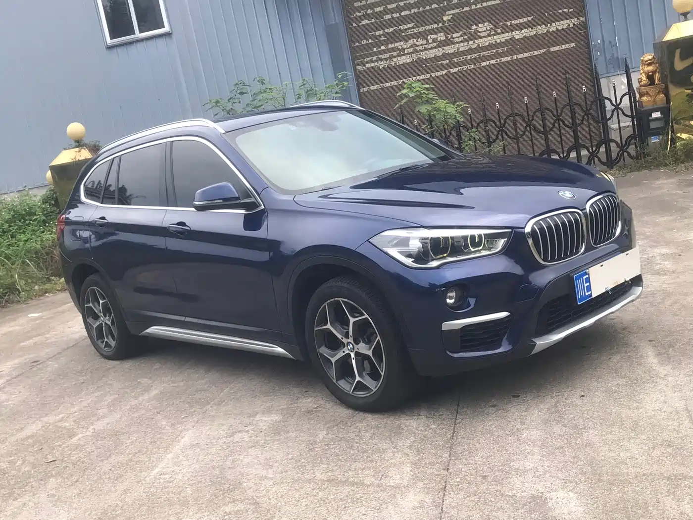 BMW X1 2018 sDrive18Li Premium Model фото 2