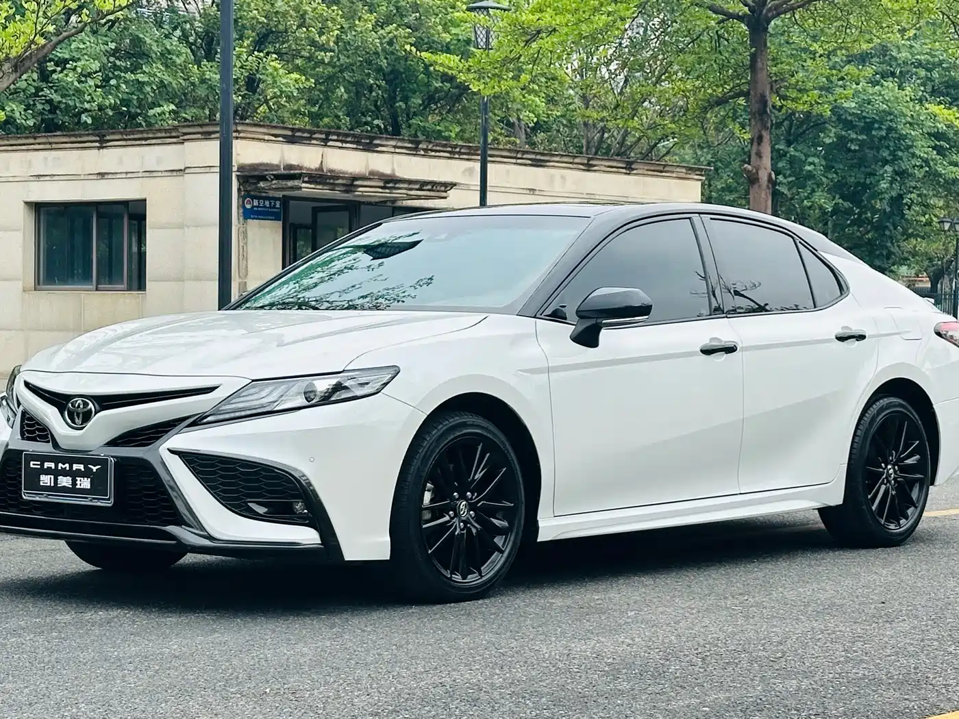 Toyota Camry 2023 2022 2.0S Knight Edition