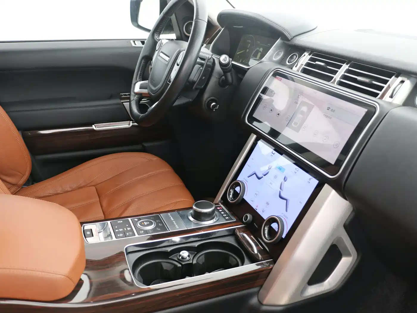 Land Rover Range Rover 2015 3.0 SC V6 Vogue SE Genesis Extended Edition фото 12