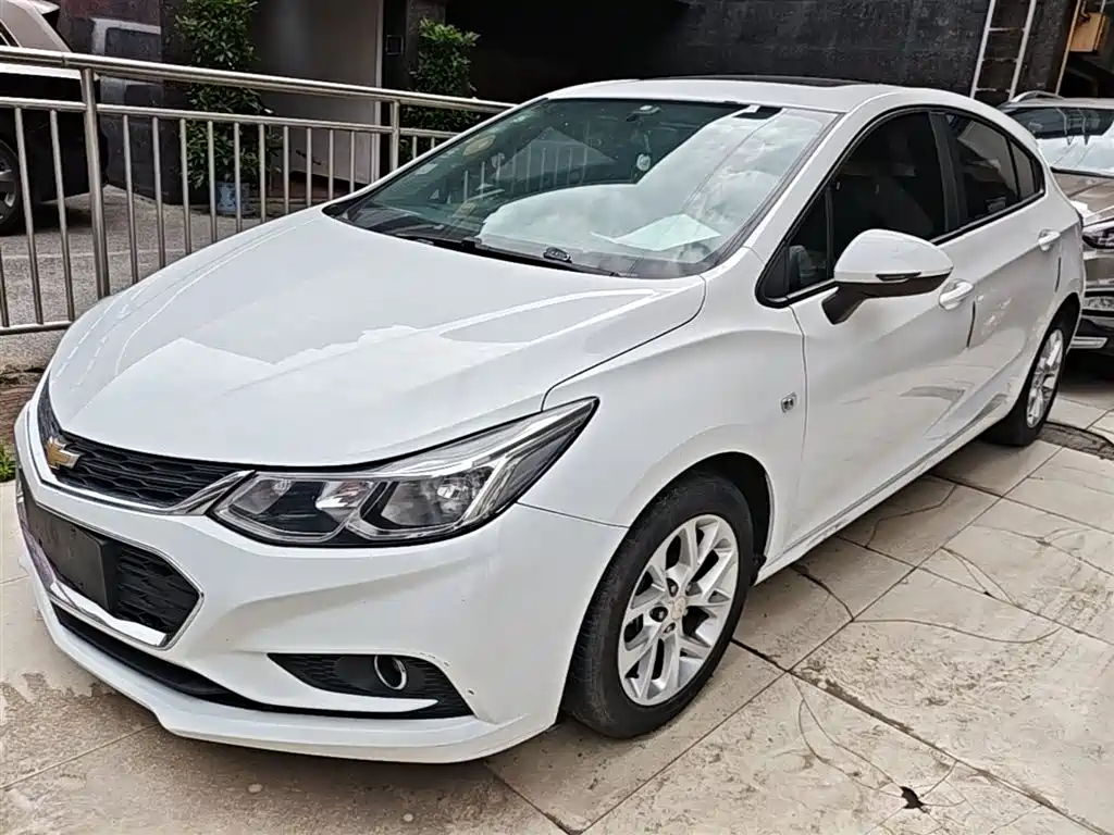 Chevrolet Cruze 2018 Hatchback 320 Automatic Stylish Edition