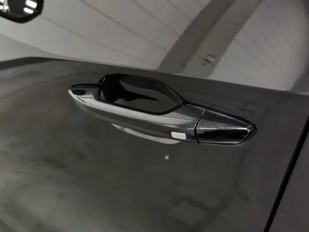 Photo 18 - Maxus Maxus G50