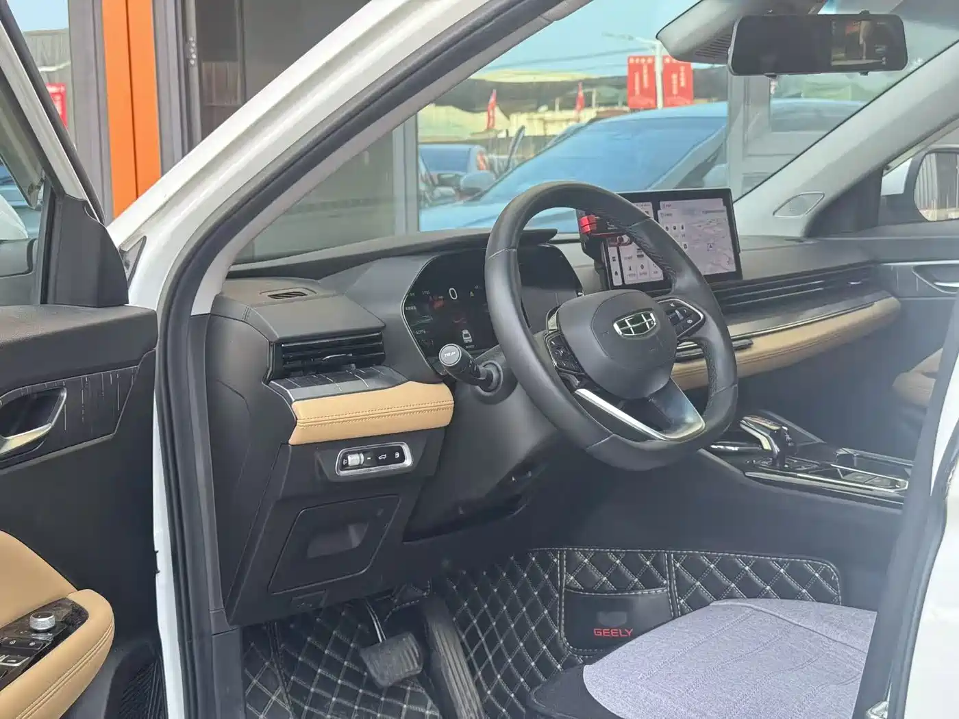 GEELY AUTOMOBILE EMGRAND L HIP