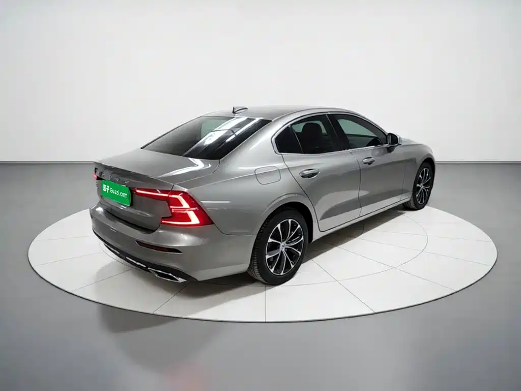 Photo 4 - Volvo S60